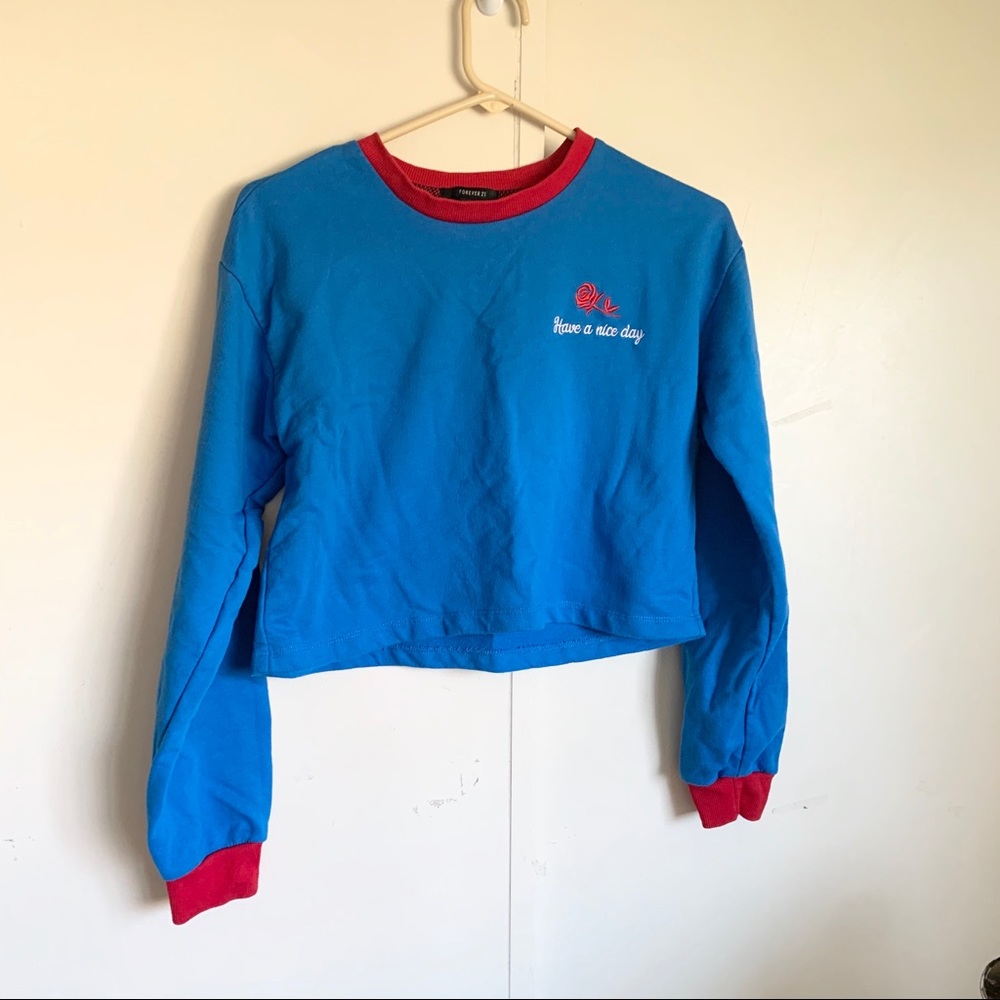Forever 21 graphic cropped long sleeve size S